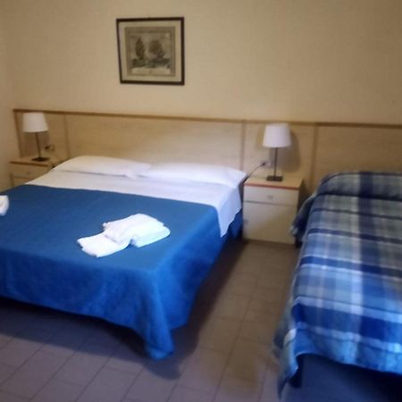 Hotel Lupo Di Mare Marina di Castagneto Carducci Luaran gambar