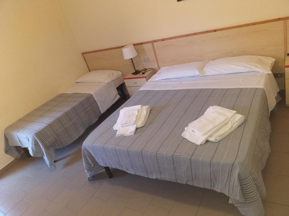 Hotel Lupo Di Mare Marina di Castagneto Carducci Luaran gambar